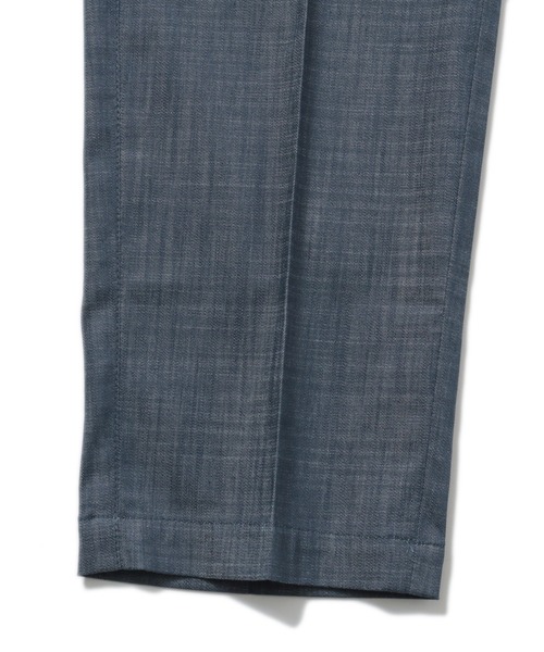 MEN'S BIGI（メンズビギ）の「デニム調シャンブレーストレッチパンツ　fabric made in japan（その他パンツ・メンズ・ベージュ/ネイビー・01/02/03/04）」の13枚目の写真