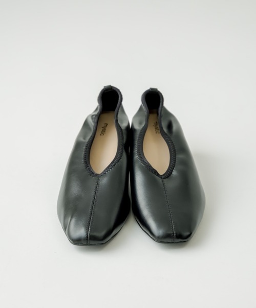 mystic（ミスティック）の「ストレッチパンプス（パンプス・レディース・ブラック/アイボリー・36/37/38）」の5枚目の写真