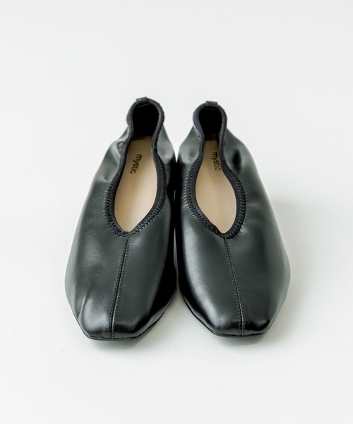 mystic（ミスティック）の「ストレッチパンプス（パンプス・レディース・ブラック/アイボリー・36/37/38）」の15枚目の写真