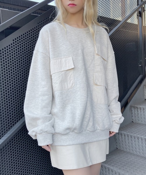 Figments（フィグメンツ）の「3ポケットスウェット（スウェット・レディース・ブラック/オートミール・FREE）」の2枚目の写真