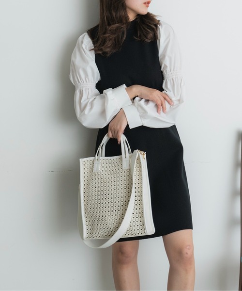 FREE'S MART（フリーズマート）の「布帛ドッキングパフスリーブミニ丈ワンピース（ワンピース・レディース・ベージュ/ブラック・FREE）」の2枚目の写真