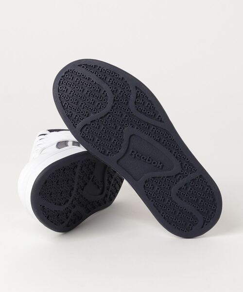 Reebok(リーボック)の「AM コート / AM Court(スニーカー・キッズ・ホワイト×グレー/ブラック×ホワイト/ネイビー×ホワイト/ホワイト・22.5cm/23.5cm/24.5cm/23.0cm/24.0cm/25.0cm/22.0cm/17.0cm/18.0cm/19.0cm/20.0cm/21.0cm/18.5cm/19.5cm/21.5cm/20.5cm/17.5cm)」の8枚目の写真