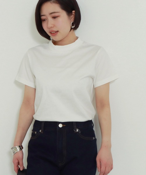 AULI（アウリィ）の「【低身長向けサイズ】ショート丈モックネックTシャツ（Tシャツ/カットソー・レディース・ホワイト/ブラック/ベージュ・S/XS）」の17枚目の写真