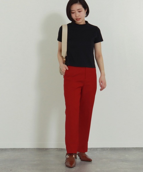 AULI（アウリィ）の「【低身長向けサイズ】ショート丈モックネックTシャツ（Tシャツ/カットソー・レディース・ホワイト/ブラック/ベージュ・S/XS）」の12枚目の写真