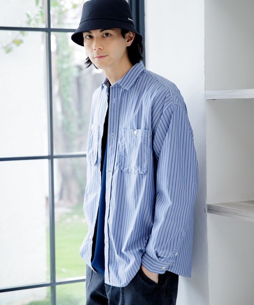 niko and...（ニコアンド）の「miulisse(ミュウリス）Wポケットシャツ[ストレッチ・イージーケア]（シャツ/ブラウス・メンズ・ホワイト/ブルー/その他1/その他2・MEDIUM/LARGE）」の4枚目の写真