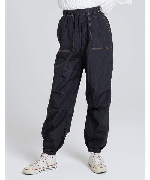 Little sunny bite（リトルサニーバイト）の「Nylon loose pants（その他パンツ・レディース・ホワイト/ブラック/オレンジ/グリーン・SMALL/MEDIUM）」の3枚目の写真