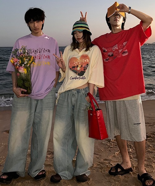 MASONPRINCE(メイソンプリンス)の「【MASONPRINCE】Oversized M logo & photo print TEE DT3116(Tシャツ/カットソー・メンズ・ホワイト/ブラック/レッド/ライトカーキ・S/M/L)」の21枚目の写真