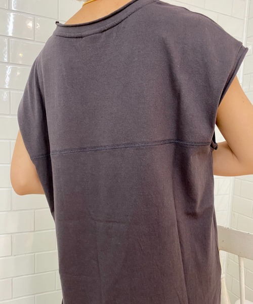 CIAOPANIC(チャオパニック)の「細部のデザインに拘った、ノースリロックTee(Tシャツ/カットソー・レディース・チャコールグレー/オフホワイト/ブルー・FREE)」の15枚目の写真