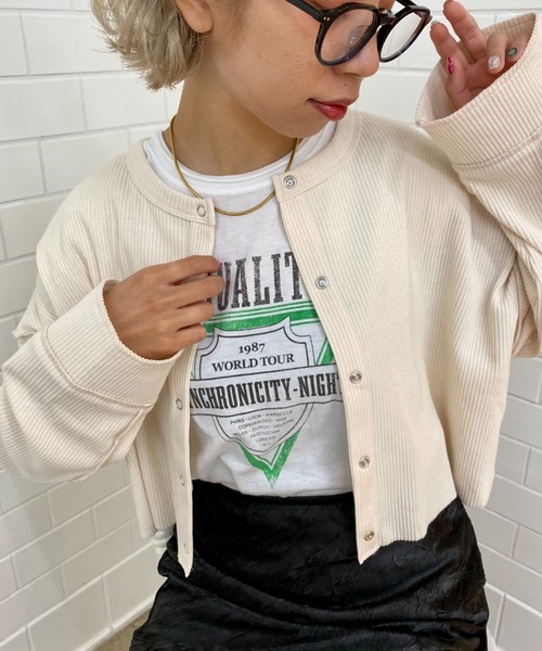 CIAOPANIC(チャオパニック)の「細部のデザインに拘った、ノースリロックTee(Tシャツ/カットソー・レディース・チャコールグレー/オフホワイト/ブルー・FREE)」の13枚目の写真