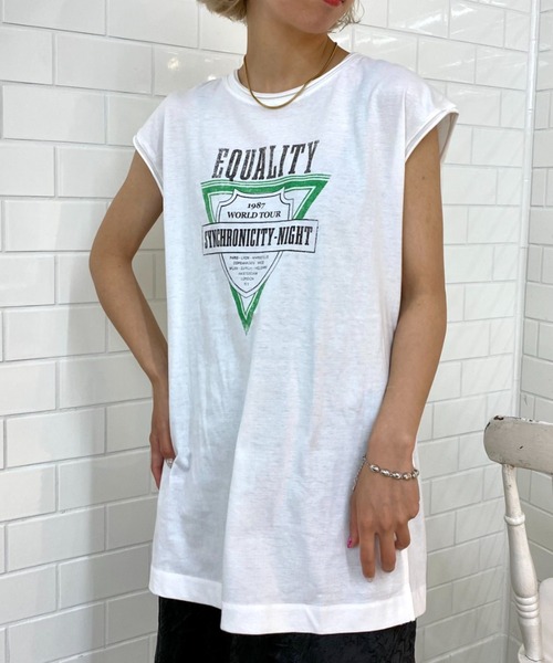 CIAOPANIC(チャオパニック)の「細部のデザインに拘った、ノースリロックTee(Tシャツ/カットソー・レディース・チャコールグレー/オフホワイト/ブルー・FREE)」の9枚目の写真