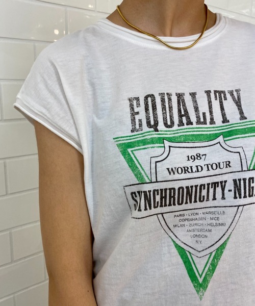 CIAOPANIC(チャオパニック)の「細部のデザインに拘った、ノースリロックTee(Tシャツ/カットソー・レディース・チャコールグレー/オフホワイト/ブルー・FREE)」の4枚目の写真