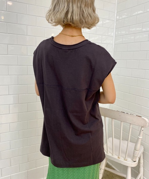 CIAOPANIC(チャオパニック)の「細部のデザインに拘った、ノースリロックTee(Tシャツ/カットソー・レディース・チャコールグレー/オフホワイト/ブルー・FREE)」の18枚目の写真