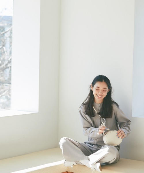 and R(アンドアール)の「ピンタックジャンプスーツ(つなぎ/オールインワン・レディース・ブラック/グレー・FREE)」の12枚目の写真