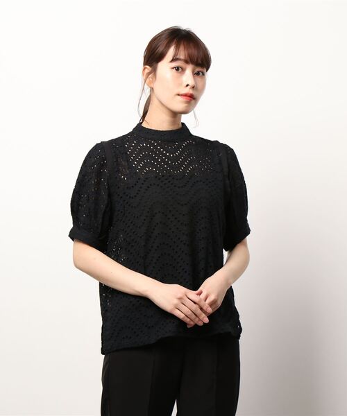 Q（キュー）の「カットレース5分袖ブラウス（シャツ/ブラウス・レディース・ブラック/アイボリー・MEDIUM）」の5枚目の写真