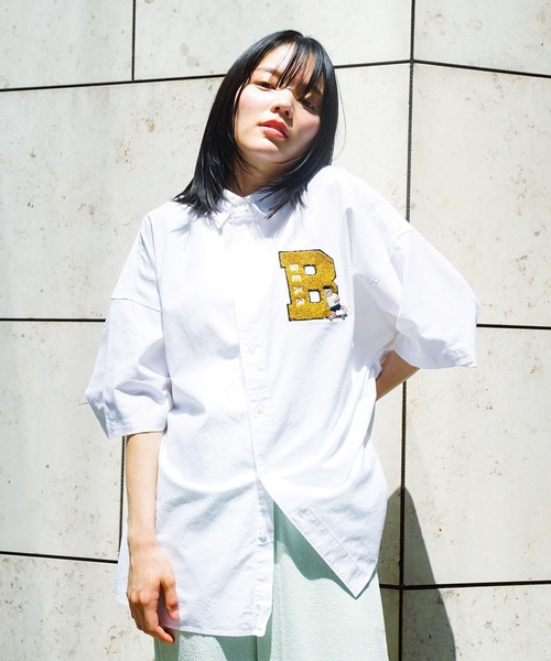 UNIIT（ユニット）の「【UNIIT/ユニット】　サガラ刺繍 ワッペン ワンポイント　ビッグシルエット　半袖シャツ（シャツ/ブラウス・メンズ・ホワイト/ネイビー/グリーン・MEDIUM/LARGE）」の2枚目の写真