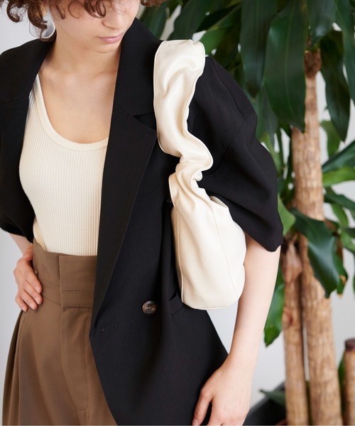 FREE'S MART（フリーズマート）の「シャーリングハンドルバッグ（トートバッグ・レディース・イエロー/ホワイト/ブラック・ﾌﾘ-）」の2枚目の写真