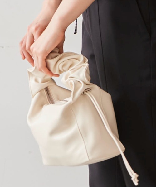 FREE'S MART（フリーズマート）の「シャーリングハンドルバッグ（トートバッグ・レディース・イエロー/ホワイト/ブラック・ﾌﾘ-）」の17枚目の写真