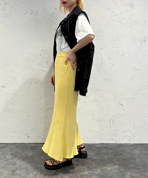 apres jour mignon（アプレジュールミニョン）の「カラーリブマーメイドスカート【ZOZOTOWN限定アイテム】（スカート・レディース・イエロー/オレンジ・X-LARGE/SMALL/MEDIUM）」の7枚目の写真