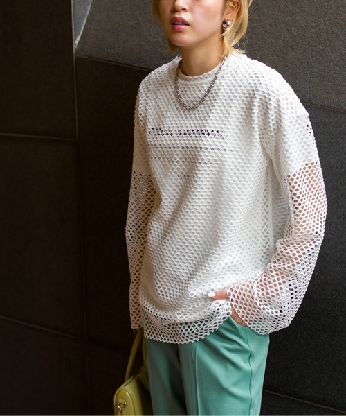 SpRay(スプレイ)の「フィッシュネット(Tシャツ/カットソー・レディース・ブラック/オフホワイト/オレンジ/グリーン/ライトパープル・FREE)」の1枚目の写真