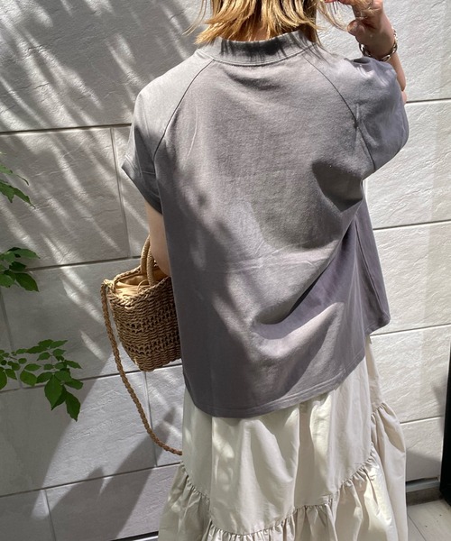 y/m by misato(イムバイミサト)の「コットンモックネックTシャツ(Tシャツ/カットソー・レディース・ホワイト/ブラック/ダークグレー・FREE)」の21枚目の写真