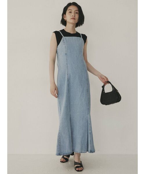 COTORICA（コトリカ）の「デニム/ツイルマーメイドワンピース（ワンピース・レディース・アイボリー/インディゴブルー/ライトブルー・FREE）」の5枚目の写真