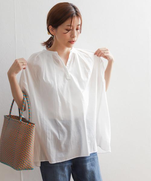 URBAN RESEARCH DOORS（アーバンリサーチドアーズ）の「コットンボイルタックワイドブラウス（シャツ/ブラウス・レディース・ネイビー/オフホワイト/オレンジ/グリーン・MEDIUM）」の7枚目の写真