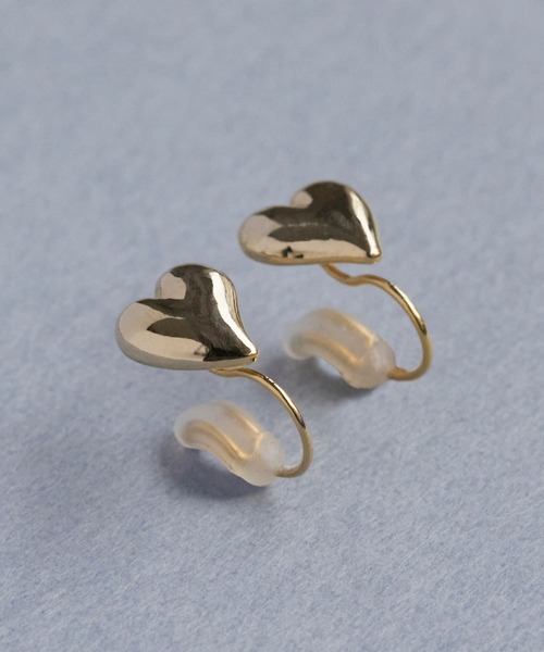 Phoebe（フィービィー）の「【金属アレルギー対応】【痛くないシリーズ】プランプハートミニライトフィットイヤリング（イヤリング・レディース・イエローゴールド/シルバー・FREE）」の7枚目の写真