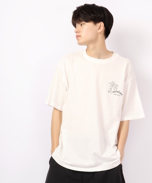 FUNALIVE(ファンアライブ)の「Sunsweet バックスマイルロゴ半袖Tシャツ(Tシャツ/カットソー・レディース・ホワイト系その他/ホワイト系その他5/ホワイト/ベージュ系その他/ブルー系その他/グレー系その他/ブルーグリーン/チャコール/ホワイト系その他2/ホワイト系その他3/ホワイト系その他4/ホワイト系その他6/ベージュ系その他2/ベージュ系その他3/ベージュ系その他5/ブルー系その他2/ブルー系その他3/ブルー系その他4/ブルー系その他5/ベージュ系その他6/ベージュ系その他4/グレイッシュベージュ・L/M)」の5枚目の写真