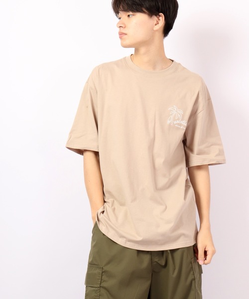 FUNALIVE(ファンアライブ)の「Sunsweet バックスマイルロゴ半袖Tシャツ(Tシャツ/カットソー・レディース・ホワイト系その他/ホワイト系その他5/ホワイト/ベージュ系その他/ブルー系その他/グレー系その他/ブルーグリーン/チャコール/ホワイト系その他2/ホワイト系その他3/ホワイト系その他4/ホワイト系その他6/ベージュ系その他2/ベージュ系その他3/ベージュ系その他5/ブルー系その他2/ブルー系その他3/ブルー系その他4/ブルー系その他5/ベージュ系その他6/ベージュ系その他4/グレイッシュベージュ・L/M)」の14枚目の写真