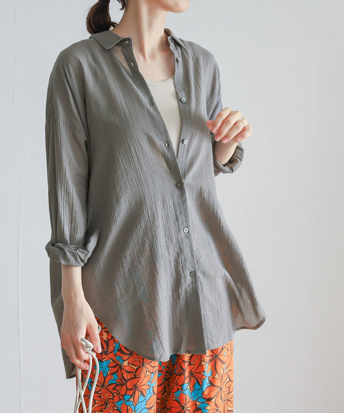 URBAN RESEARCH DOORS(アーバンリサーチドアーズ)の「ヨウリュウロングシャツ(シャツ/ブラウス・レディース・グレー/ベージュ系その他/チャコールグレー・MEDIUM)」の13枚目の写真