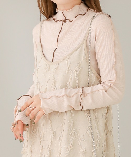 Bab（バブ）の「2WAY配色メロウハイネックトップス（Tシャツ/カットソー・レディース・ライトグレー/アイボリー/ブラック/ブラウン/イエロー/キャメル・FREE）」の2枚目の写真