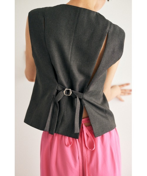 M_(エムアンダーバー)の「【M_】BACK SLIT ベスト(ベスト・レディース・グレー/ブラック・FREE)」の8枚目の写真