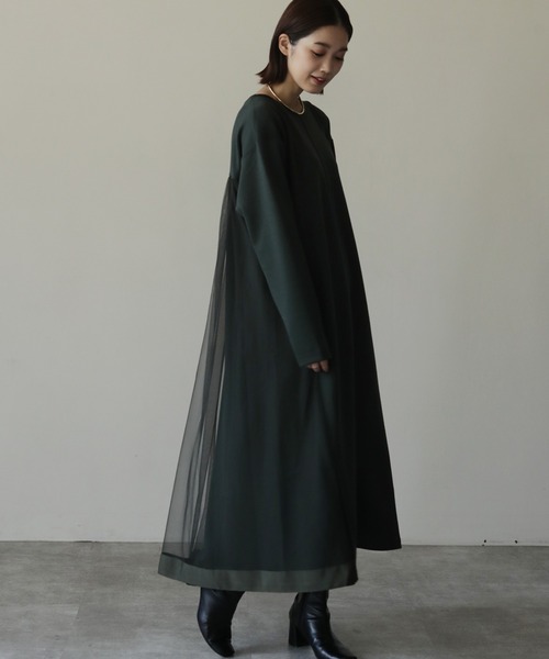 HERENCIA(ヘレンチア)の「フロント&バックチュール ロングスリーブ デザイン ワンピース(ドレス・レディース・ダークカーキ/ブラック・MEDIUM/LARGE)」の2枚目の写真