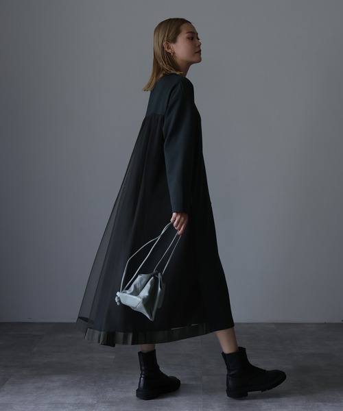 HERENCIA(ヘレンチア)の「フロント&バックチュール ロングスリーブ デザイン ワンピース(ドレス・レディース・ダークカーキ/ブラック・MEDIUM/LARGE)」の15枚目の写真