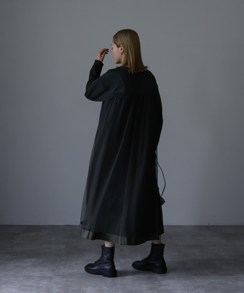 HERENCIA(ヘレンチア)の「フロント&バックチュール ロングスリーブ デザイン ワンピース(ドレス・レディース・ダークカーキ/ブラック・MEDIUM/LARGE)」の22枚目の写真