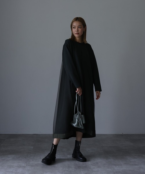 HERENCIA(ヘレンチア)の「フロント&バックチュール ロングスリーブ デザイン ワンピース(ドレス・レディース・ダークカーキ/ブラック・MEDIUM/LARGE)」の17枚目の写真