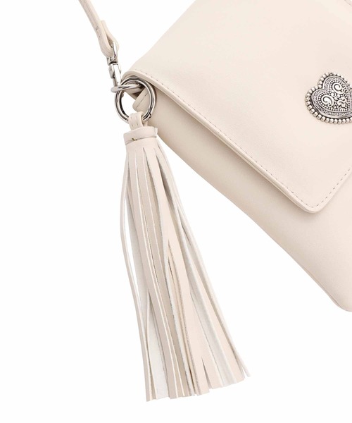 MILKFED.（ミルクフェド）の「HEART PLATE SHOULDER BAG（ショルダーバッグ・レディース・ライトブルー/ブラック/ホワイト・ONE SIZE）」の9枚目の写真