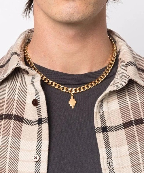 MARCELO BURLON(マルセロ・バーロン)の「【MARCELO BURLON】CROSS NECKLACE(ネックレス・メンズ・シルバー/ゴールド・FREE)」の5枚目の写真