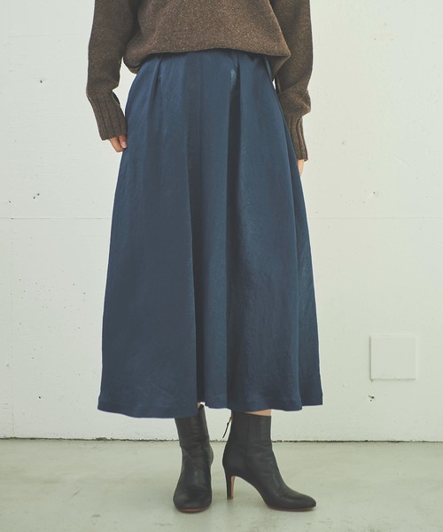 OUTERSUNSET（アウターサンセット）の「tuck satin skirt（スカート・レディース・ネイビー/ブラウン・SMALL/MEDIUM）」の20枚目の写真