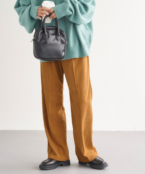 Chaco closet（チャコ クローゼット）の「コーデュロイ2タックワイドストレートパンツ（その他パンツ・レディース・グリーン/ブラウン/チャコール/アイボリー/ブルー・S/M）」の12枚目の写真