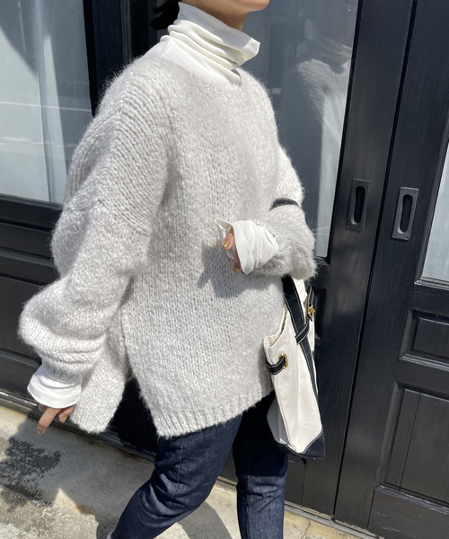 TRICOTS JEAN MARC(トリコットジーンマルク)の「≪追加≫【TRICOTS JEAN MARC】別注ボートネックスリットプルオーバー(ニット/セーター・レディース・チャコールグレー/パープル/イエロー・FREE)」の8枚目の写真