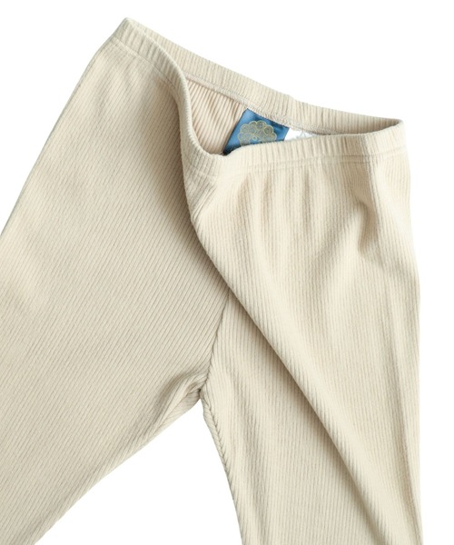 iS ScoLar（イズスカラー）の「523048：ブーケ柄レース裾テレコレギンス（レギンス/スパッツ・レディース・ブラック/ベージュ・M）」の7枚目の写真