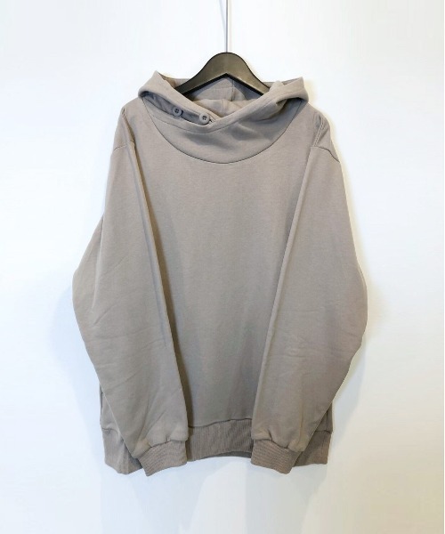 Alil（アリル）の「【Alil】アリル 裏毛 ボリュームネック パーカー プルオーバー 大人カジュアル（パーカー・メンズ・ブラック/オフホワイト/グレイッシュベージュ/杢グレー・LARGE/MEDIUM/SMALL）」の4枚目の写真