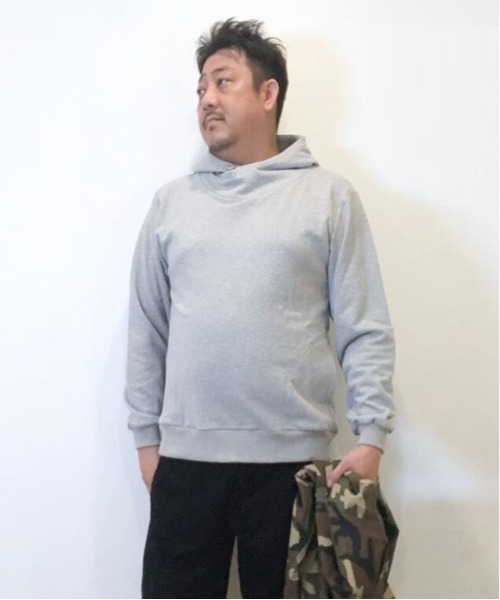 Alil（アリル）の「【Alil】アリル 裏毛 ボリュームネック パーカー プルオーバー 大人カジュアル（パーカー・メンズ・ブラック/オフホワイト/グレイッシュベージュ/杢グレー・LARGE/MEDIUM/SMALL）」の9枚目の写真