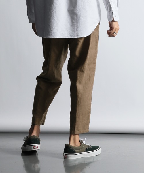 The DUFFER of ST.GEORGE（ザダファーオブセントジョージ）の「ECO FRIENDLY DYEING GATHERED WIDE PANTS：サステナブル エコ テーパード イージーワイドパンツ（その他パンツ・メンズ・ブラック/ブラウン/カーキ・SMALL/MEDIUM/LARGE/X-LARGE）」の19枚目の写真