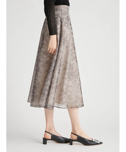 CELFORD（セルフォード）の「プリントフレアスカート（スカート・レディース・ホワイト/ライトベージュ/ブラック・36/38）」の14枚目の写真