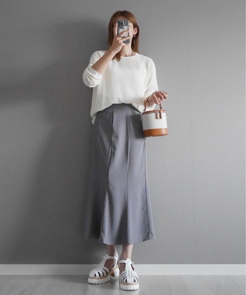 ROOPTOKYO（ループトウキョウ）の「FLARE MERMAID SKIRT / フレアマーメイドスカート（スカート・レディース・ブラック/ホワイト/チャコール/ミント・S/M/L/XS）」の17枚目の写真