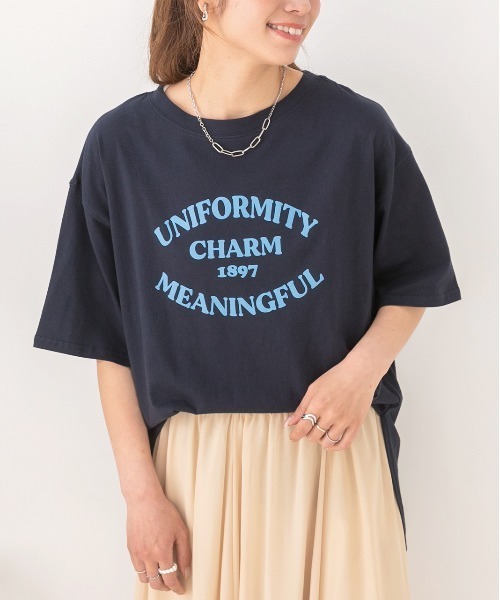 ad thie(アドティエ)の「裾ラウンド・オーバーサイズロゴプリントTシャツ(Tシャツ/カットソー・レディース・ブラック/オートミール/アイボリー/ネイビー/ベビーピンク/ホワイト/オフホワイト/ピンクベージュ・FREE/LL)」の6枚目の写真
