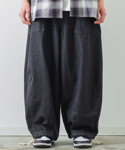 improves（インプローブス）の「【UAU】バルーン ワイド イージー デニムパンツ（デニムパンツ・メンズ・インディゴブルー/ブルー/ブラック・MEDIUM/LARGE）」の21枚目の写真