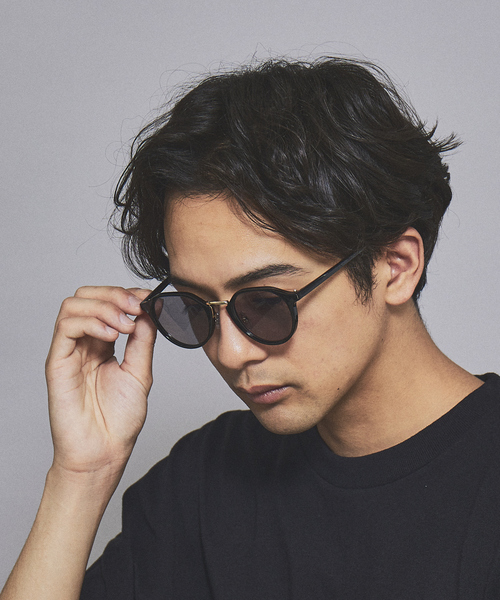 MYSELF ABAHOUSE（マイセルフアバハウス）の「【Anselme Claire】ユニセックス クラウンパント型 サングラス 伊達メガネ 5色展開 ケース付属（サングラス・メンズ・その他1/その他5/その他2/その他4/その他3・フリー）」の2枚目の写真